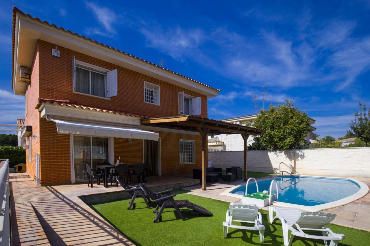 Villa Pluma Planet Costa Dorada - Only Families ซาลอว์ ภายนอก รูปภาพ